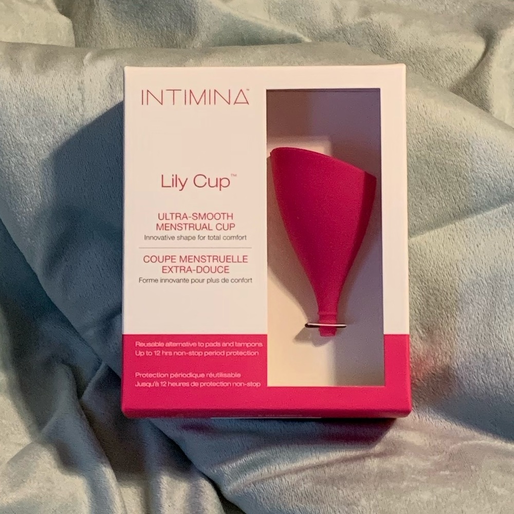 Lily Menstrual Cup B